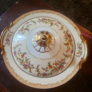 NORITAKE MEDEAN 712 Round covered Vegetable dish